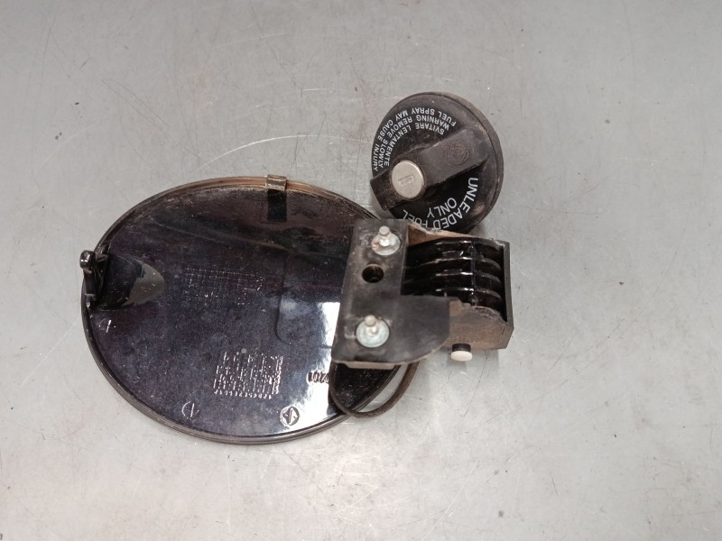 Recambio de tapa exterior combustible para fiat 500 (312_) 1.2 (312axa1a) referencia OEM IAM    Recambio de tapa exterior combustible para fiat 500 (312_) 1.2 (312axa1a) referencia OEM IAM