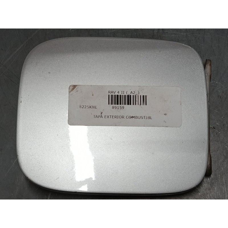 Recambio de tapa exterior combustible para toyota rav 4 ii (_a2_) 2.0 4wd (aca21, aca20) referencia OEM IAM    Recambio de tapa exterior combustible para toyota rav 4 ii (_a2_) 2.0 4wd (aca21, aca20) referencia OEM IAM