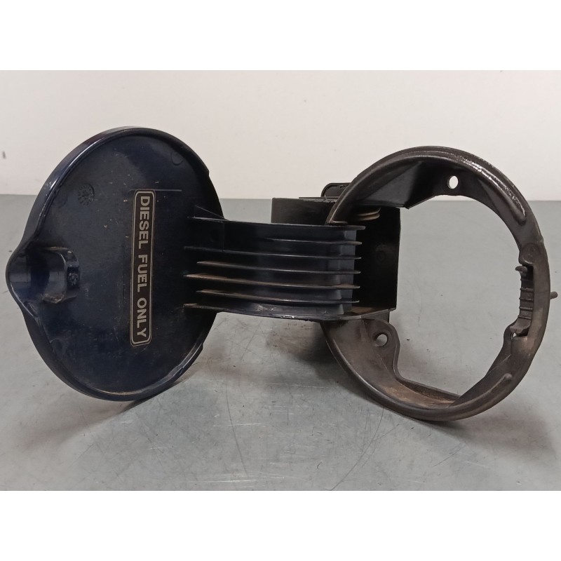 Recambio de tapa exterior combustible para chrysler voyager iv (rg, rs) 2.5 crd referencia OEM IAM    Recambio de tapa exterior combustible para chrysler voyager iv (rg, rs) 2.5 crd referencia OEM IAM