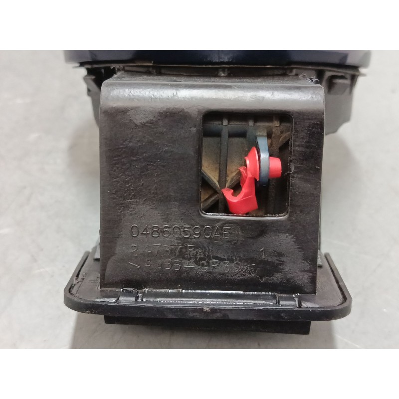 Recambio de tapa exterior combustible para chrysler voyager iv (rg, rs) 2.5 crd referencia OEM IAM    Recambio de tapa exterior combustible para chrysler voyager iv (rg, rs) 2.5 crd referencia OEM IAM