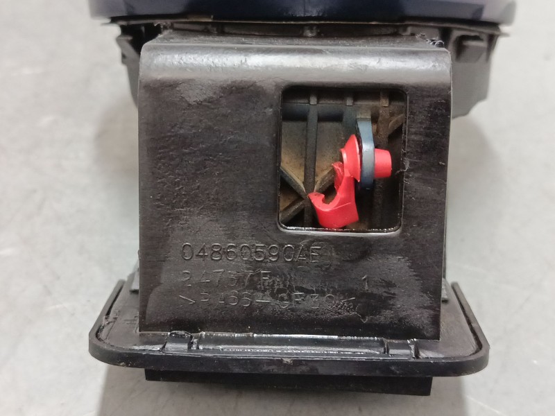 Recambio de tapa exterior combustible para chrysler voyager iv (rg, rs) 2.5 crd referencia OEM IAM    Recambio de tapa exterior combustible para chrysler voyager iv (rg, rs) 2.5 crd referencia OEM IAM