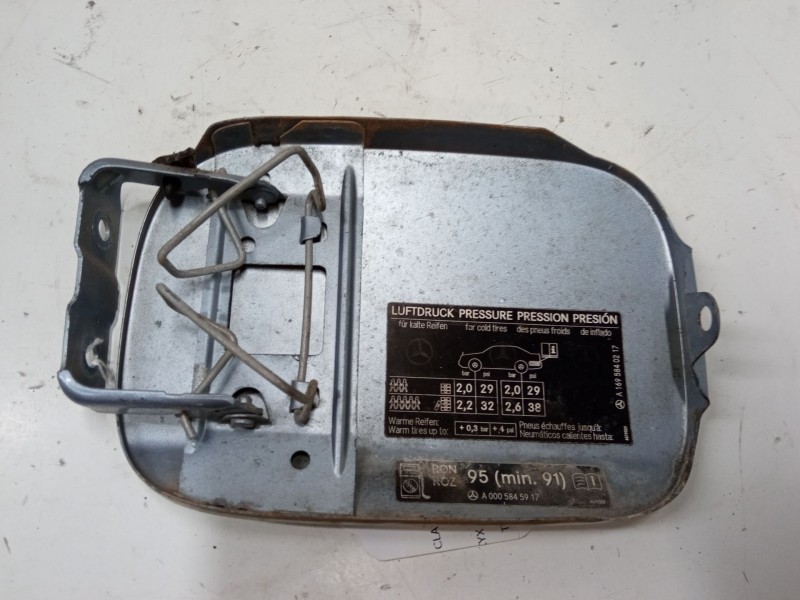 Recambio de tapa exterior combustible para mercedes-benz clase b sports tourer (w245) b 150 (245.231) referencia OEM IAM    Recambio de tapa exterior combustible para mercedes-benz clase b sports tourer (w245) b 150 (245.231) referencia OEM IAM