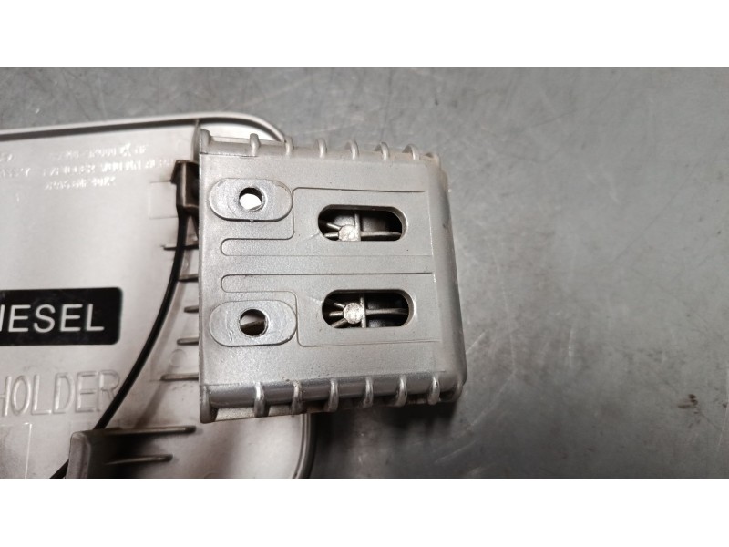 Recambio de tapa exterior combustible para hyundai sonata v (nf) 2.0 crdi referencia OEM IAM   