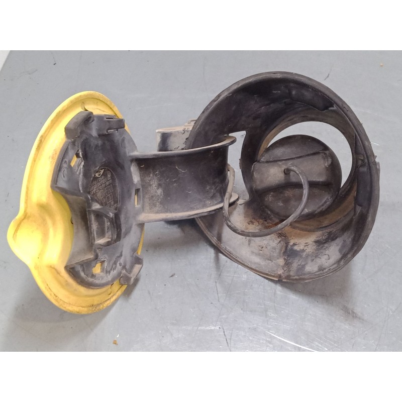 Recambio de tapa exterior combustible para mini mini (r50, r53) one referencia OEM IAM    Recambio de tapa exterior combustible para mini mini (r50, r53) one referencia OEM IAM
