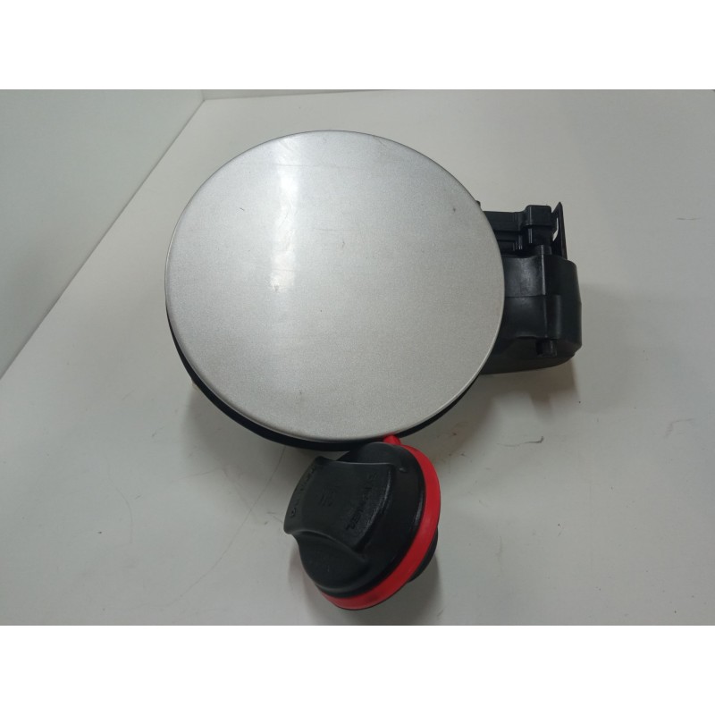 Recambio de tapa exterior combustible para opel zafira tourer c (p12) 1.6 cdti (75) referencia OEM IAM   
