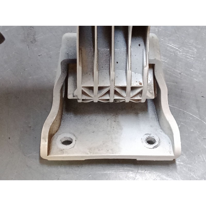 Recambio de tapa exterior combustible para kia rio iii (ub) 1.1 crdi referencia OEM IAM    Recambio de tapa exterior combustible para kia rio iii (ub) 1.1 crdi referencia OEM IAM