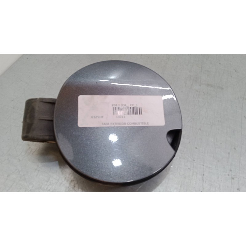 Recambio de tapa exterior combustible para peugeot 208 i (ca_, cc_) 1.6 hdi / bluehdi 75 referencia OEM IAM    Recambio de tapa exterior combustible para peugeot 208 i (ca_, cc_) 1.6 hdi / bluehdi 75 referencia OEM IAM