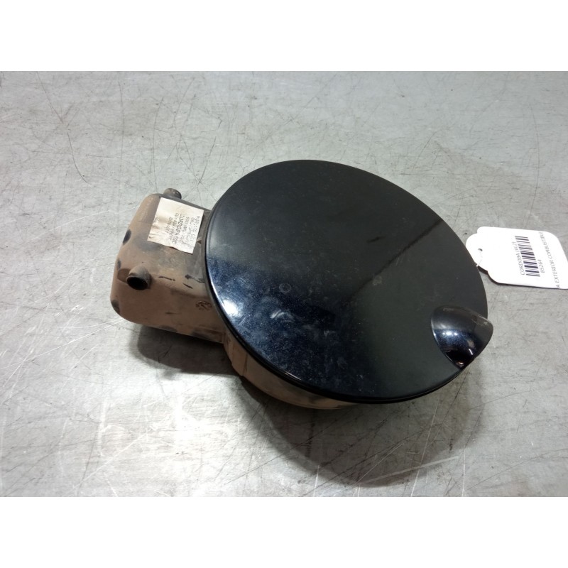 Recambio de tapa exterior combustible para seat cordoba (6l2) 1.9 tdi referencia OEM IAM    Recambio de tapa exterior combustible para seat cordoba (6l2) 1.9 tdi referencia OEM IAM