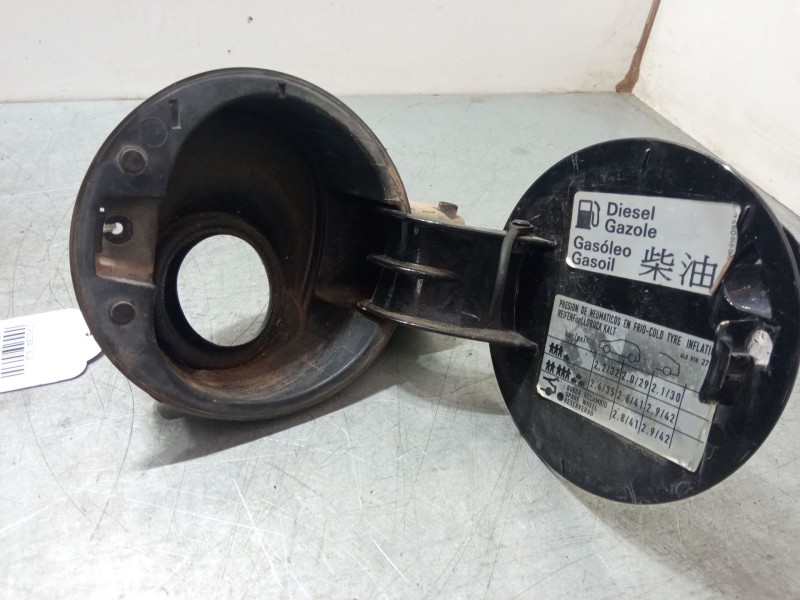 Recambio de tapa exterior combustible para seat cordoba (6l2) 1.9 tdi referencia OEM IAM    Recambio de tapa exterior combustible para seat cordoba (6l2) 1.9 tdi referencia OEM IAM