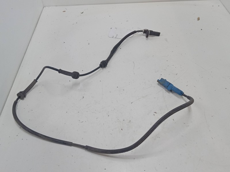 Recambio de sensor abs delantero derecho para citroën c3 ii (sc_) 1.4 referencia OEM IAM    Recambio de sensor abs delantero derecho para citroën c3 ii (sc_) 1.4 referencia OEM IAM