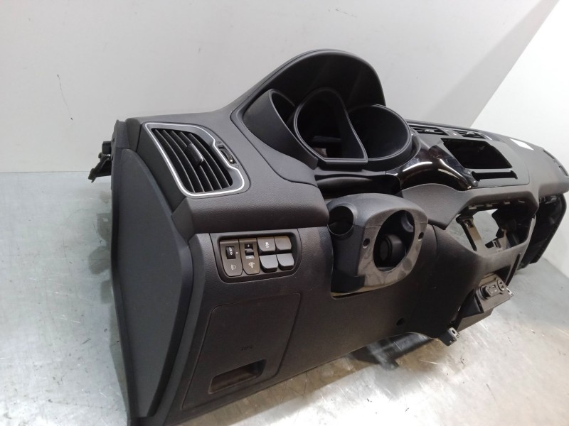 Recambio de salpicadero para kia rio iii (ub) 1.1 crdi referencia OEM IAM    Recambio de salpicadero para kia rio iii (ub) 1.1 crdi referencia OEM IAM