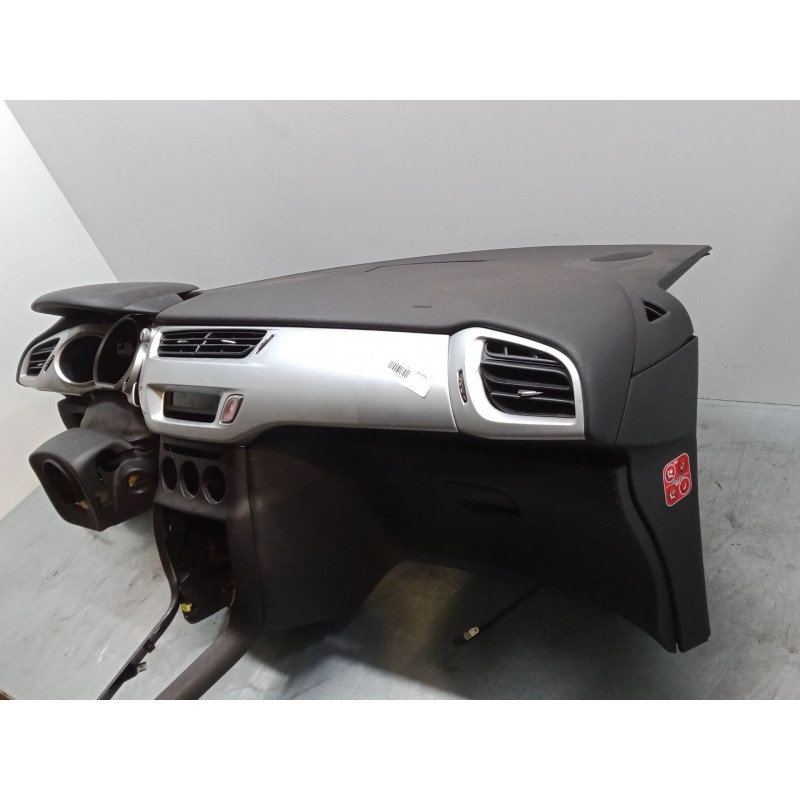 Recambio de salpicadero para citroën c3 ii (sc_) 1.4 referencia OEM IAM    Recambio de salpicadero para citroën c3 ii (sc_) 1.4 referencia OEM IAM