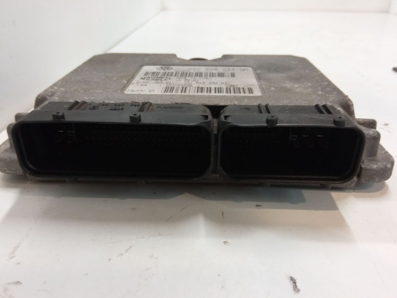 Recambio de centralita motor uce para seat ibiza iii (6l1) 1.4 16v referencia OEM IAM    Recambio de centralita motor uce para seat ibiza iii (6l1) 1.4 16v referencia OEM IAM