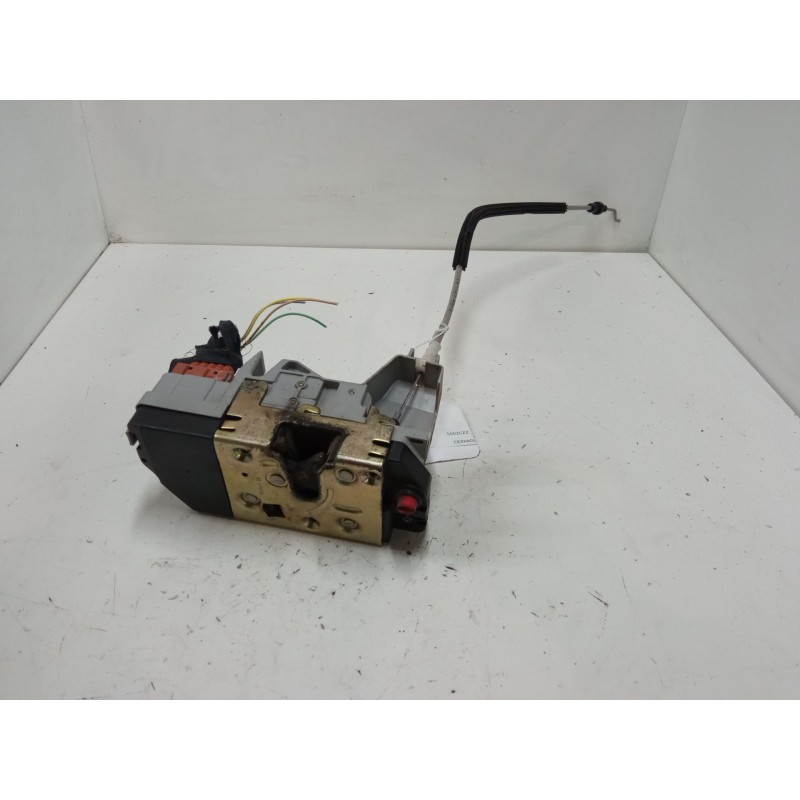 Recambio de cerradura puerta trasera izquierda para peugeot 307 (3a/c) 1.4 16v referencia OEM IAM    Recambio de cerradura puerta trasera izquierda para peugeot 307 (3a/c) 1.4 16v referencia OEM IAM