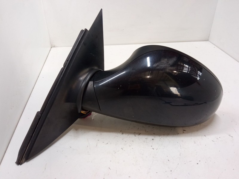 Recambio de retrovisor electrico izquierdo para seat ibiza iii (6l1) 1.4 16v referencia OEM IAM    Recambio de retrovisor electrico izquierdo para seat ibiza iii (6l1) 1.4 16v referencia OEM IAM