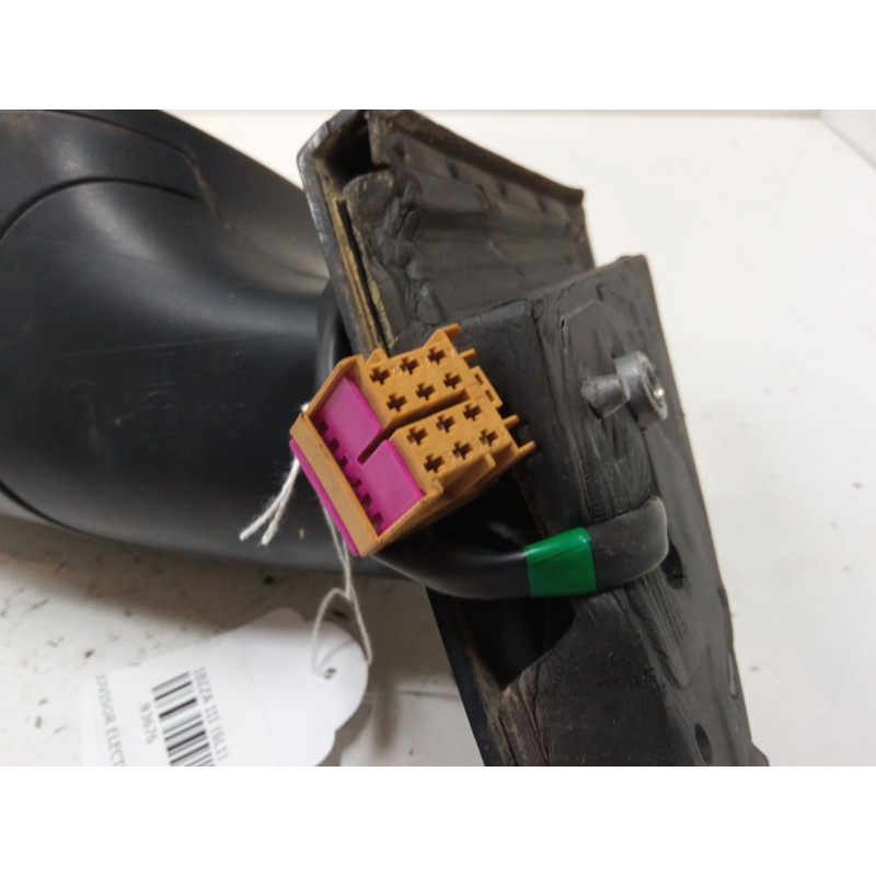 Recambio de retrovisor electrico izquierdo para seat ibiza iii (6l1) 1.4 16v referencia OEM IAM    Recambio de retrovisor electrico izquierdo para seat ibiza iii (6l1) 1.4 16v referencia OEM IAM