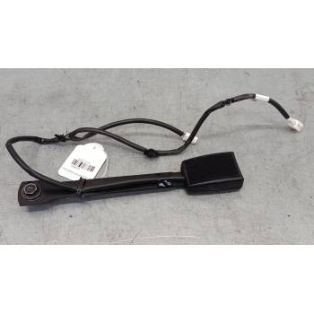 ANCLAJE CINTURON DELANTERO DERECHO 86842BV80A 