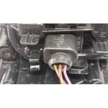 PILOTO TRASERO DERECHO 8V4945096 