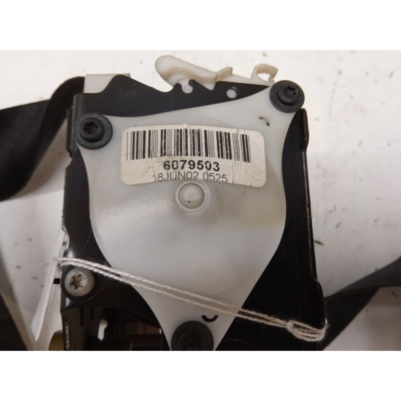 Recambio de cinturon seguridad trasero izquierdo para audi a4 b6 avant (8e5) 1.9 tdi referencia OEM IAM    Recambio de cinturon seguridad trasero izquierdo para audi a4 b6 avant (8e5) 1.9 tdi referencia OEM IAM