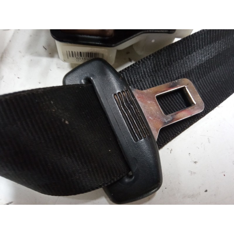Recambio de cinturon seguridad trasero izquierdo para audi a4 b6 avant (8e5) 1.9 tdi referencia OEM IAM    Recambio de cinturon seguridad trasero izquierdo para audi a4 b6 avant (8e5) 1.9 tdi referencia OEM IAM