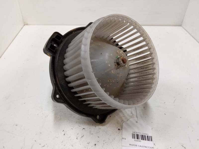 Recambio de motor calefaccion para chevrolet lacetti (j200) 1.4 16v referencia OEM IAM    Recambio de motor calefaccion para chevrolet lacetti (j200) 1.4 16v referencia OEM IAM