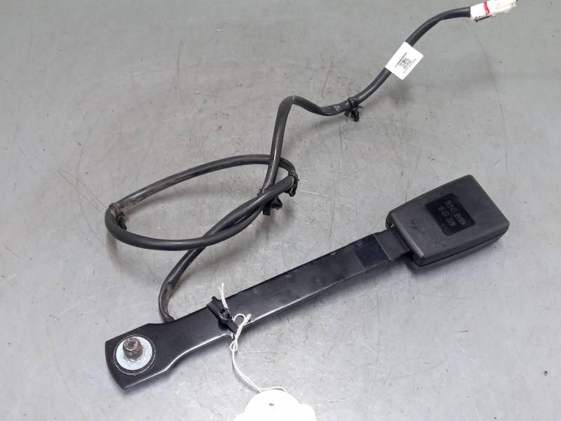 ANCLAJE CINTURON DELANTERO IZQUIERDO 