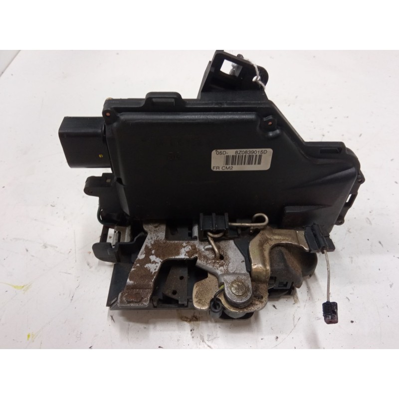 Recambio de cerradura puerta trasera izquierda para audi a2 (8z0) 1.4 tdi referencia OEM IAM    Recambio de cerradura puerta trasera izquierda para audi a2 (8z0) 1.4 tdi referencia OEM IAM