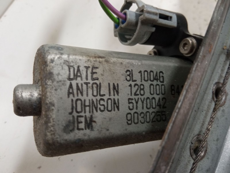 Recambio de elevalunas electrico delantero izquierdo para dacia sandero 1.2 16v referencia OEM IAM    Recambio de elevalunas electrico delantero izquierdo para dacia sandero 1.2 16v referencia OEM IAM