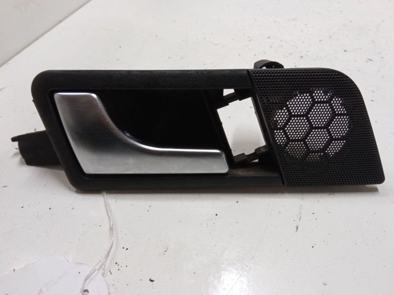 Recambio de maneta interior puerta delantera izquierda para audi a2 (8z0) 1.4 tdi referencia OEM IAM 8Z0837019  