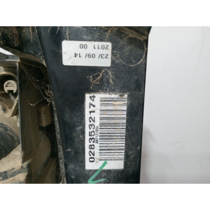 Recambio de piloto trasero derecho para peugeot partner tepee 1.6 hdi / bluehdi 75 referencia OEM IAM    Recambio de piloto trasero derecho para peugeot partner tepee 1.6 hdi / bluehdi 75 referencia OEM IAM