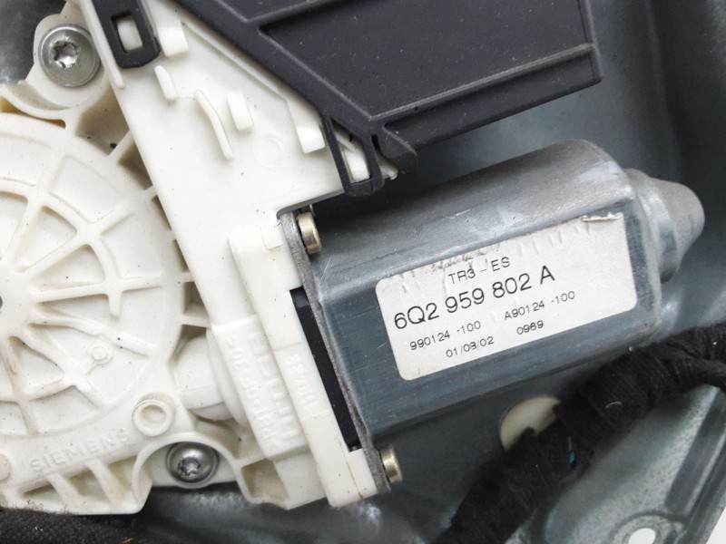 Recambio de elevalunas electrico delantero izquierdo para seat ibiza iii (6l1) 1.9 tdi referencia OEM IAM 6l3837755g  6q2959802a