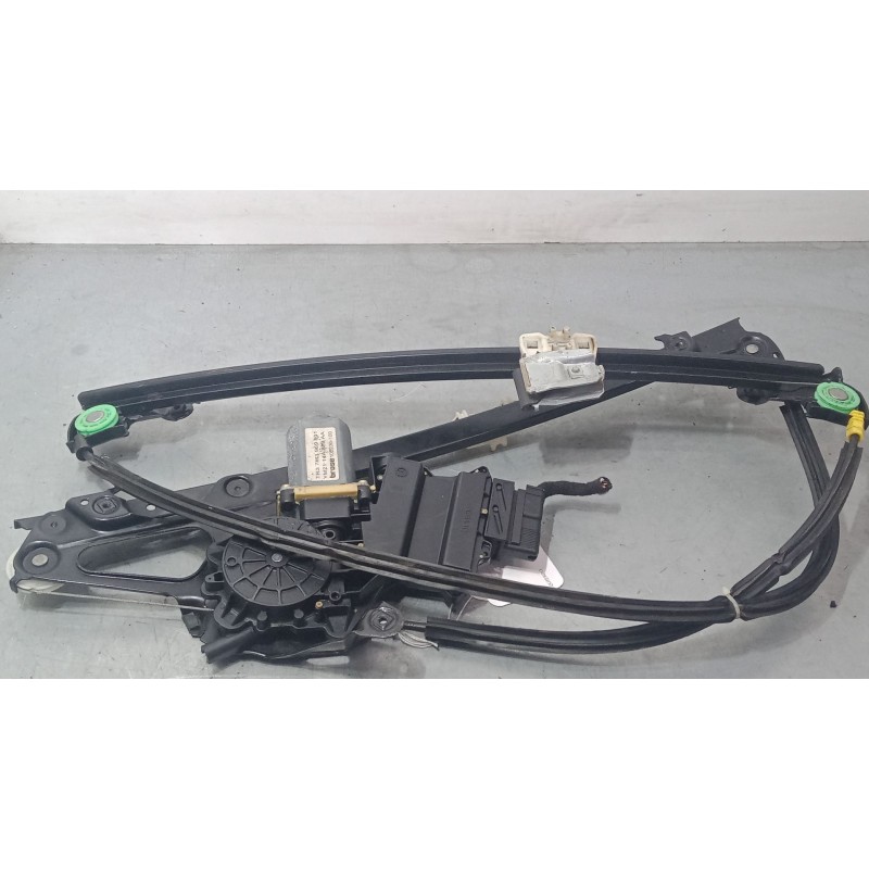 Recambio de elevalunas electrico delantero izquierdo para seat alhambra (7v8, 7v9) 2.0 i referencia OEM IAM 7m3959801   Recambio de elevalunas electrico delantero izquierdo para seat alhambra (7v8, 7v9) 2.0 i referencia OEM IAM 7m3959801
