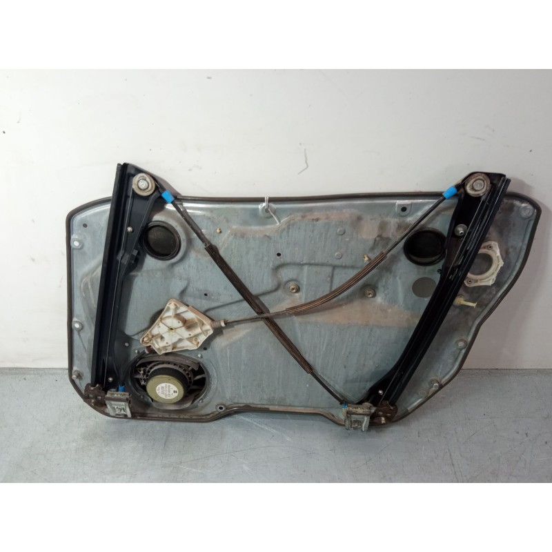 Recambio de elevalunas electrico delantero izquierdo para seat cordoba (6l2) 1.9 tdi referencia OEM IAM 6L637751 CM   Recambio de elevalunas electrico delantero izquierdo para seat cordoba (6l2) 1.9 tdi referencia OEM IAM 6L637751 CM