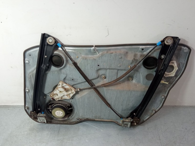 Recambio de elevalunas electrico delantero izquierdo para seat cordoba (6l2) 1.9 tdi referencia OEM IAM 6L637751 CM   Recambio de elevalunas electrico delantero izquierdo para seat cordoba (6l2) 1.9 tdi referencia OEM IAM 6L637751 CM