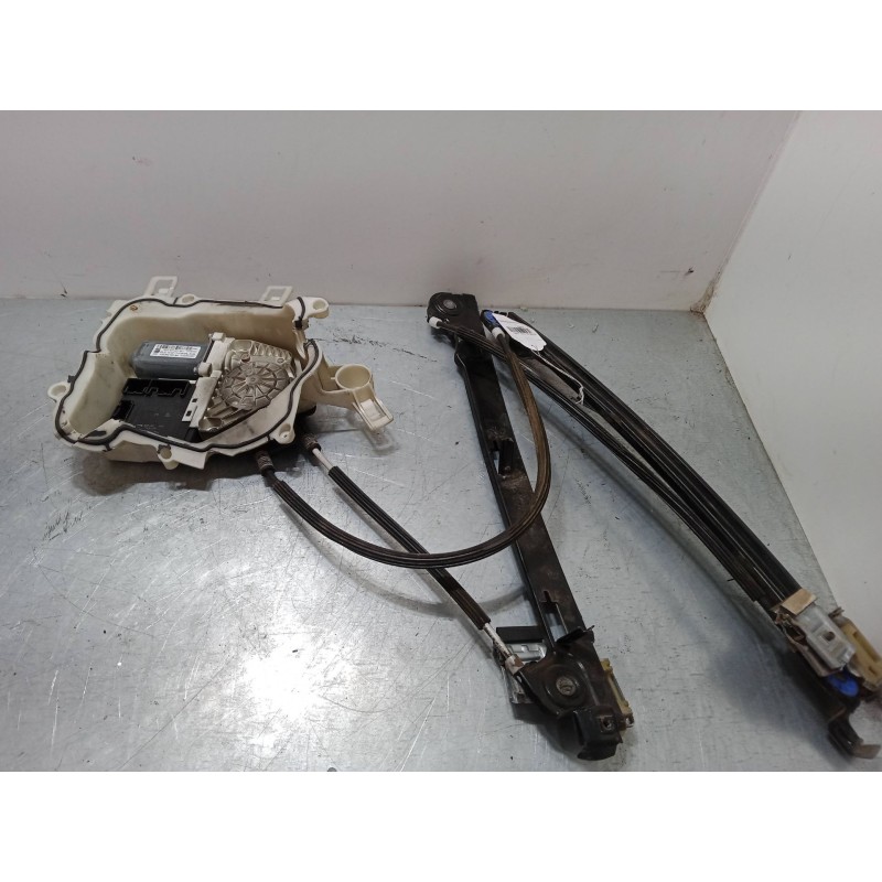 Recambio de elevalunas electrico delantero izquierdo para seat altea xl (5p5, 5p8) 2.0 tdi 16v 4x4 referencia OEM IAM 5P0837401A