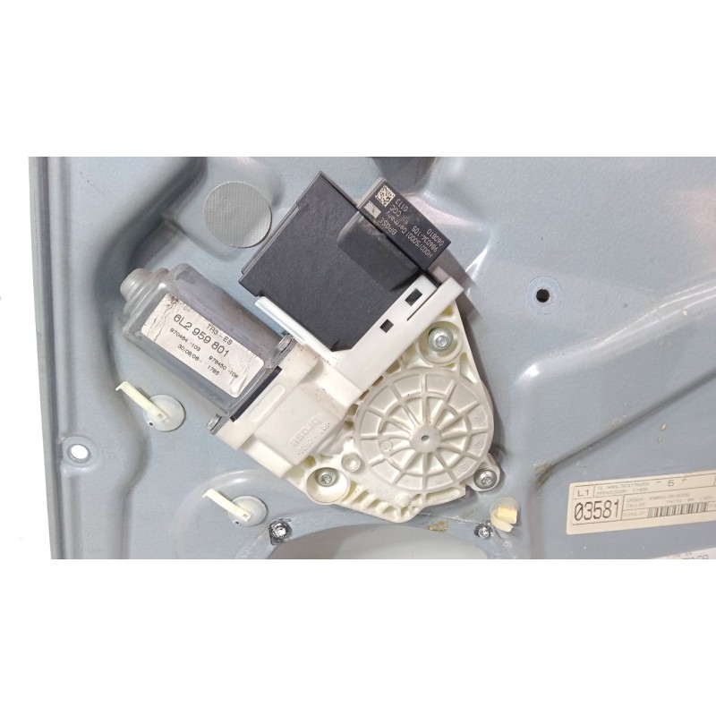 Recambio de elevalunas electrico derecho 3p para seat ibiza iii (6l1) 1.9 tdi referencia OEM IAM 6L3837752 CQ   Recambio de elevalunas electrico derecho 3p para seat ibiza iii (6l1) 1.9 tdi referencia OEM IAM 6L3837752 CQ