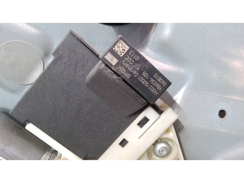 Recambio de elevalunas electrico derecho 3p para seat ibiza iii (6l1) 1.9 tdi referencia OEM IAM 6L3837752 CQ   Recambio de elevalunas electrico derecho 3p para seat ibiza iii (6l1) 1.9 tdi referencia OEM IAM 6L3837752 CQ