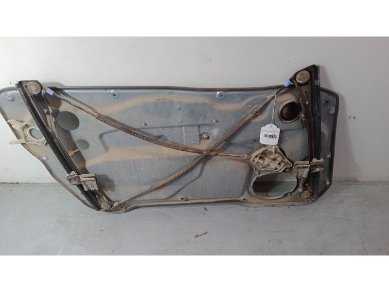 Recambio de elevalunas electrico derecho 3p para seat ibiza iii (6l1) 1.9 tdi referencia OEM IAM 6L3837752 CQ   Recambio de elevalunas electrico derecho 3p para seat ibiza iii (6l1) 1.9 tdi referencia OEM IAM 6L3837752 CQ