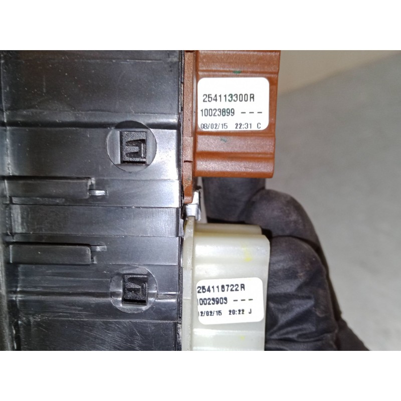 Recambio de mando elevalunas delantero izquierdo para renault captur i (j5_, h5_) 1.5 dci 90 referencia OEM IAM 254113300a  2541