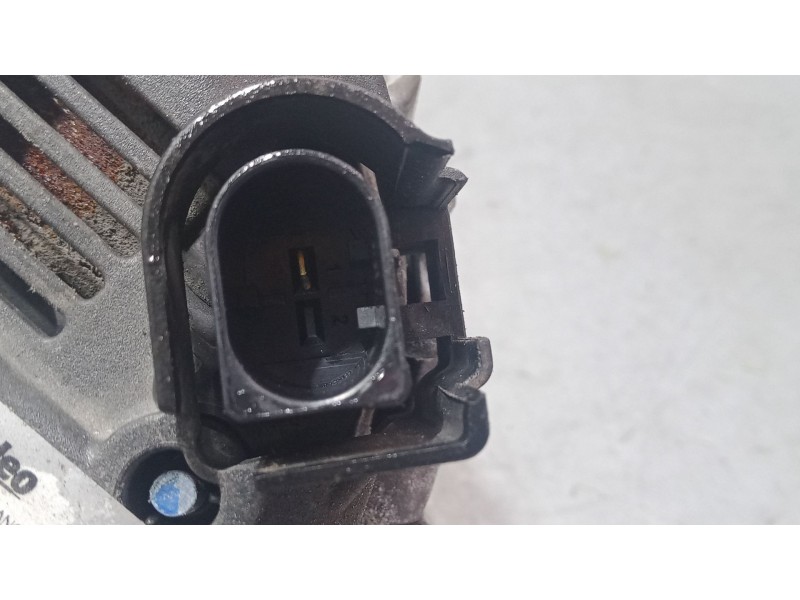 Recambio de alternador para skoda yeti (5l) 2.0 tdi referencia OEM IAM 03L903023L  