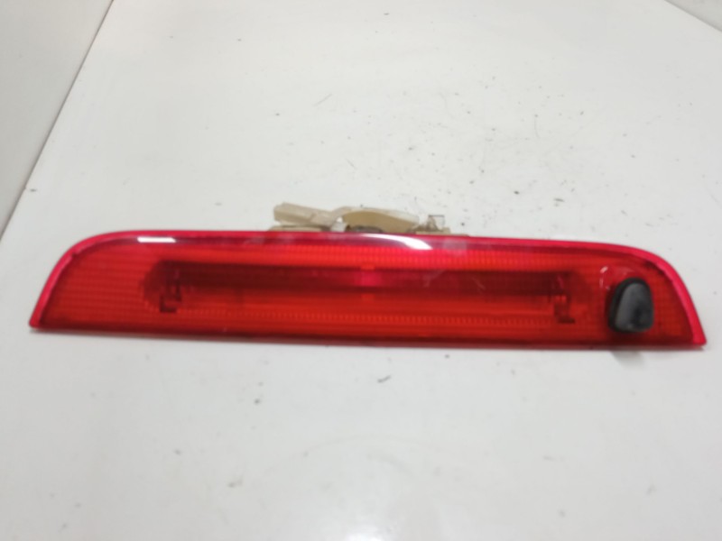 Recambio de luz central de freno para ford fusion (ju_) 1.4 tdci referencia OEM IAM    Recambio de luz central de freno para ford fusion (ju_) 1.4 tdci referencia OEM IAM