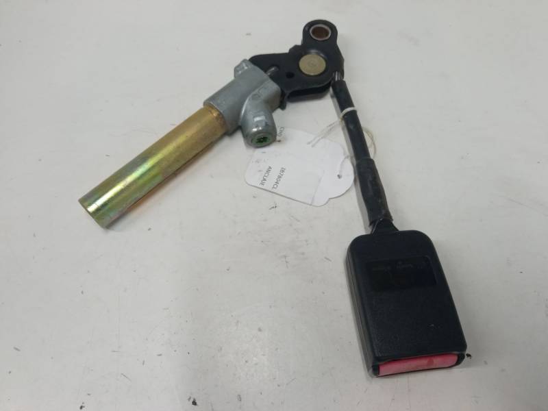 ANCLAJE CINTURON DELANTERO DERECHO 