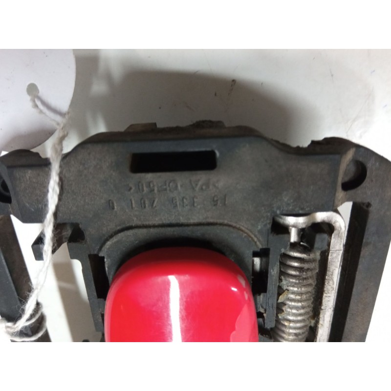 Recambio de maneta exterior puerta trasera derecha para audi a2 (8z0) 1.4 tdi referencia OEM IAM    Recambio de maneta exterior puerta trasera derecha para audi a2 (8z0) 1.4 tdi referencia OEM IAM