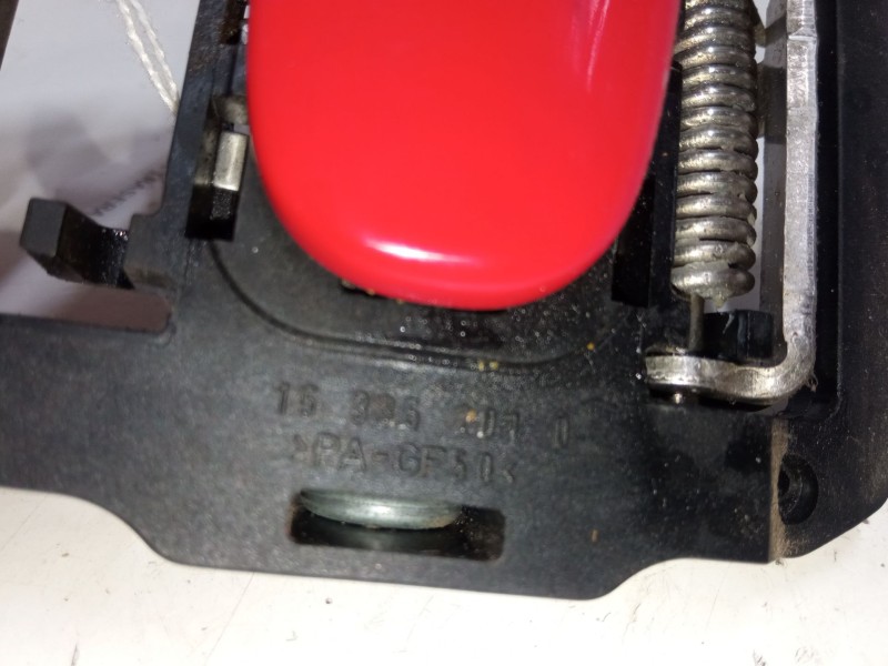 Recambio de maneta exterior puerta trasera izquierda para audi a2 (8z0) 1.4 tdi referencia OEM IAM    Recambio de maneta exterior puerta trasera izquierda para audi a2 (8z0) 1.4 tdi referencia OEM IAM