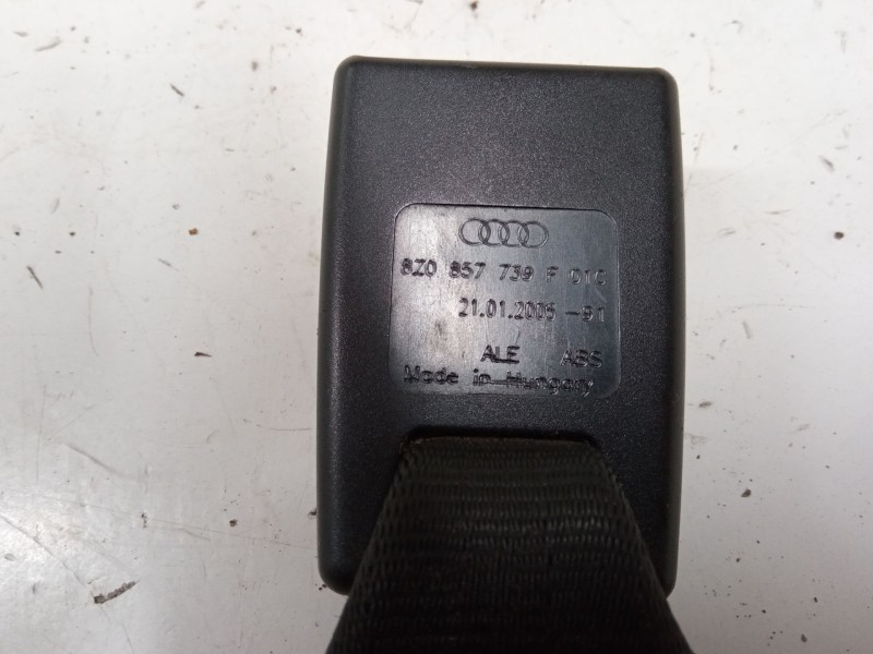 Recambio de anclaje cinturon trasero derecho para audi a2 (8z0) 1.4 tdi referencia OEM IAM   