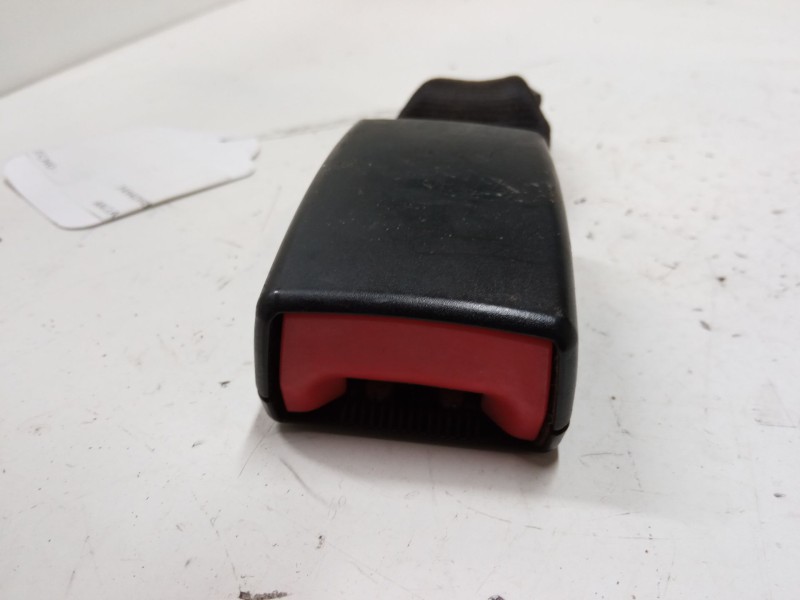 Recambio de anclaje cinturon trasero derecho para audi a2 (8z0) 1.4 tdi referencia OEM IAM   