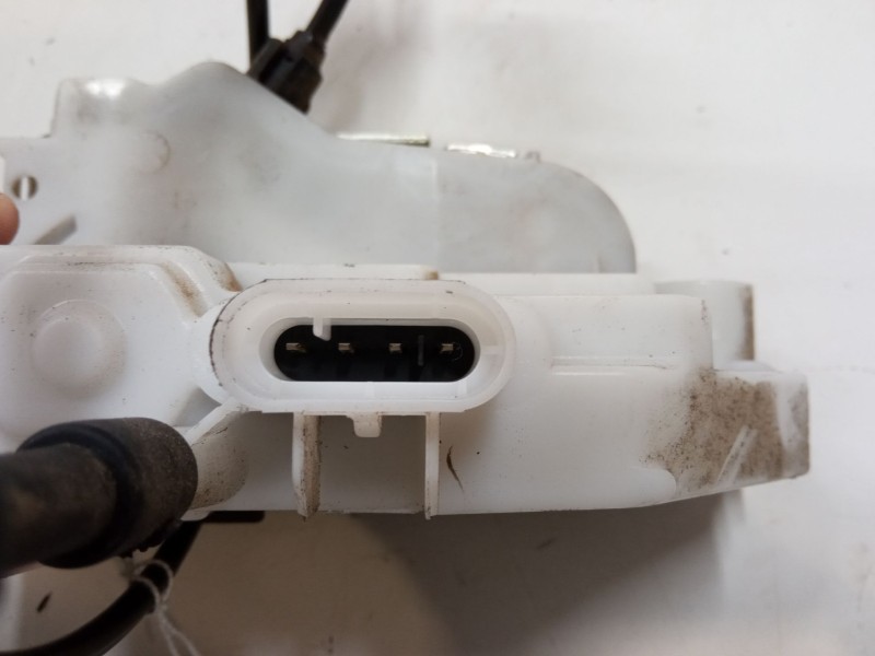 Recambio de cerradura puerta delantera derecha para renault twingo ii (cn0_) 1.2 16v (cn0k, cn0v) referencia OEM IAM    Recambio de cerradura puerta delantera derecha para renault twingo ii (cn0_) 1.2 16v (cn0k, cn0v) referencia OEM IAM