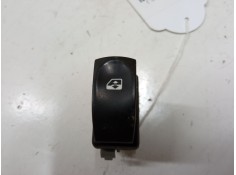 Recambio de mando elevalunas delantero derecho para renault twingo ii (cn0_) 1.2 16v (cn0k, cn0v) referencia OEM IAM