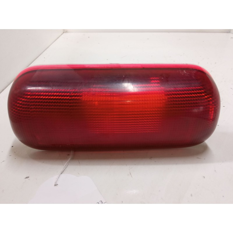 Recambio de luz central de freno para fiat doblo monospace (119_, 223_) 1.9 jtd referencia OEM IAM 40580748   Recambio de luz central de freno para fiat doblo monospace (119_, 223_) 1.9 jtd referencia OEM IAM 40580748