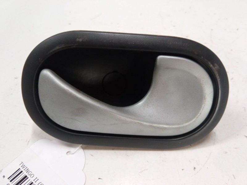Recambio de maneta interior puerta delantera derecha para renault twingo ii (cn0_) 1.2 16v (cn0k, cn0v) referencia OEM IAM 82000 Recambio de maneta interior puerta delantera derecha para renault twingo ii (cn0_) 1.2 16v (cn0k, cn0v) referencia OEM IAM 82000
